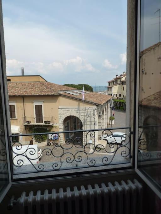Appartamento palazzo del Provveditore vista lago Desenzano del Garda Esterno foto
